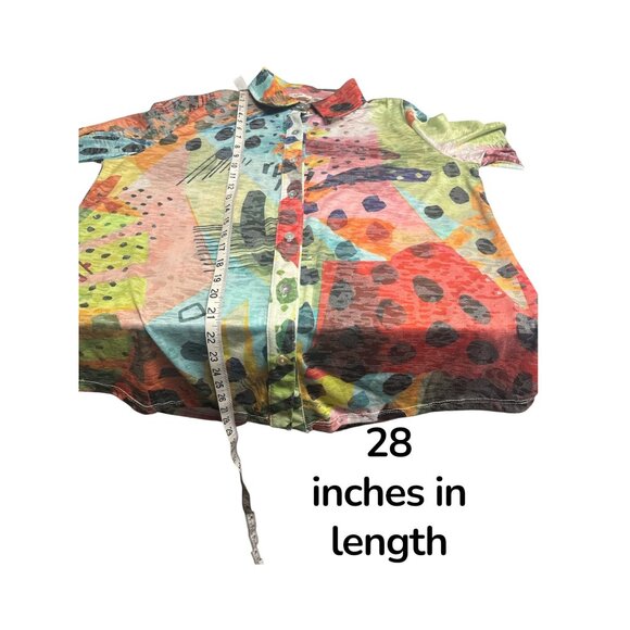 Jess & Jane Abstract Art Print Button-Up Top – Artsy Lightweight Blouse M - Picture 8 of 8
